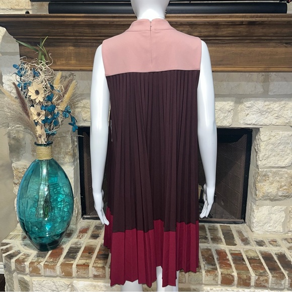 Alfani Sleeveless pleated color block swing dress - Picture 6 of 11